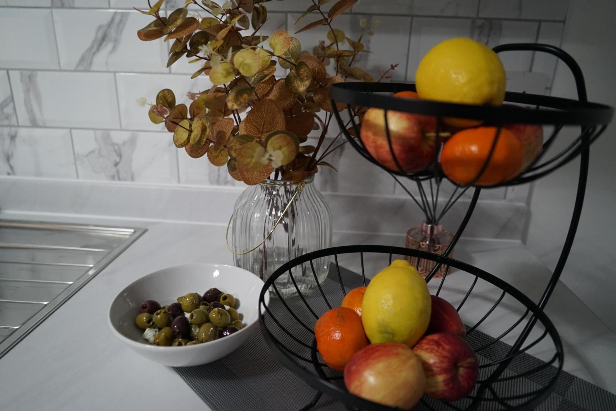 1 & 2 Bed Apartments - Desborough, Kettering, Cosy, Parking, Family, Wifi Buitenkant foto